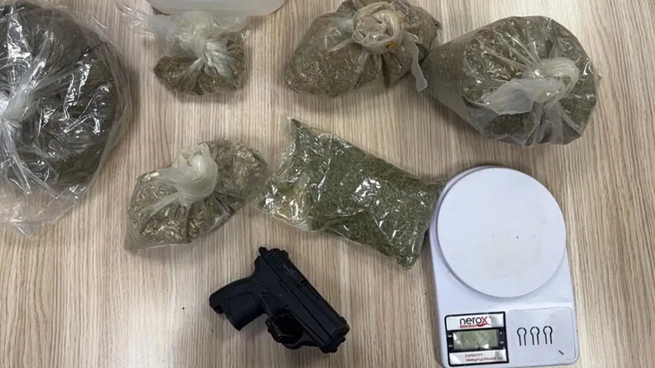 3 farklı adrese baskın… İzmir’de ‘uyuşturucu’ operasyonu: 4 tutuklama