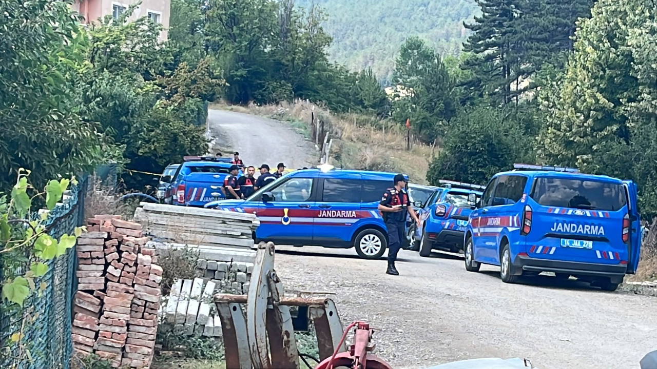 arazi kavgasinda baba ile oglunu katletmisti 38 gun sonra ormanda yakalandi 1
