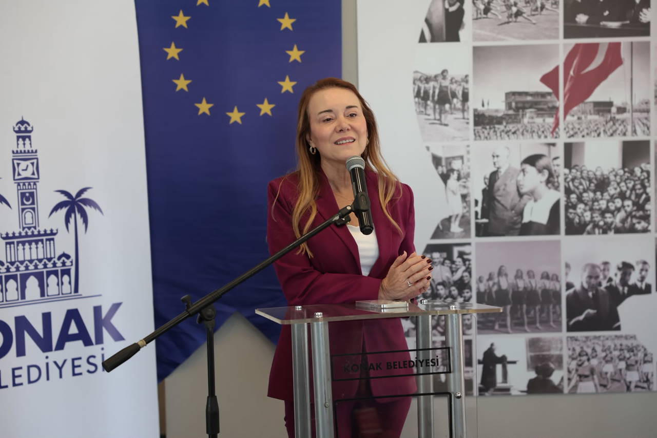 baskan mutludan genc kadinlara mucadele cagrisi asla vazgecmeyin arrU5VYb