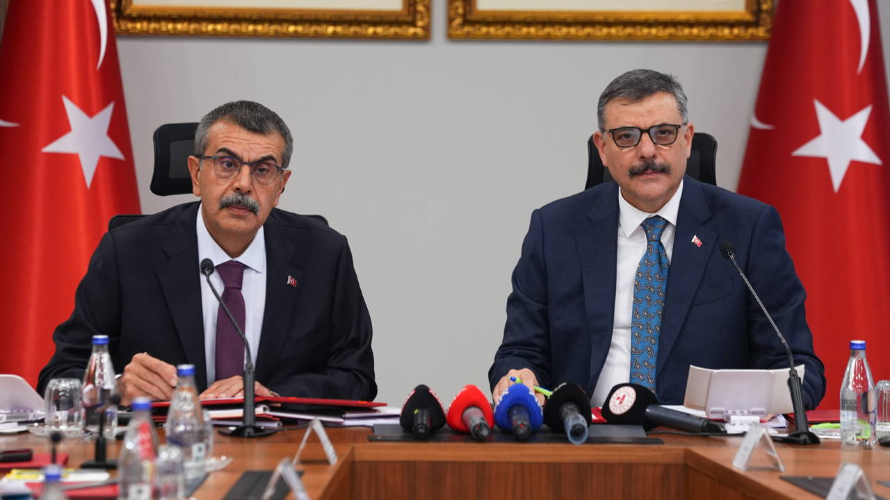 Cevdet Yılmaz’dan Manisa’daki okul saldırısına ilişkin açıklama: Bakanlar olay yerine gidiyor