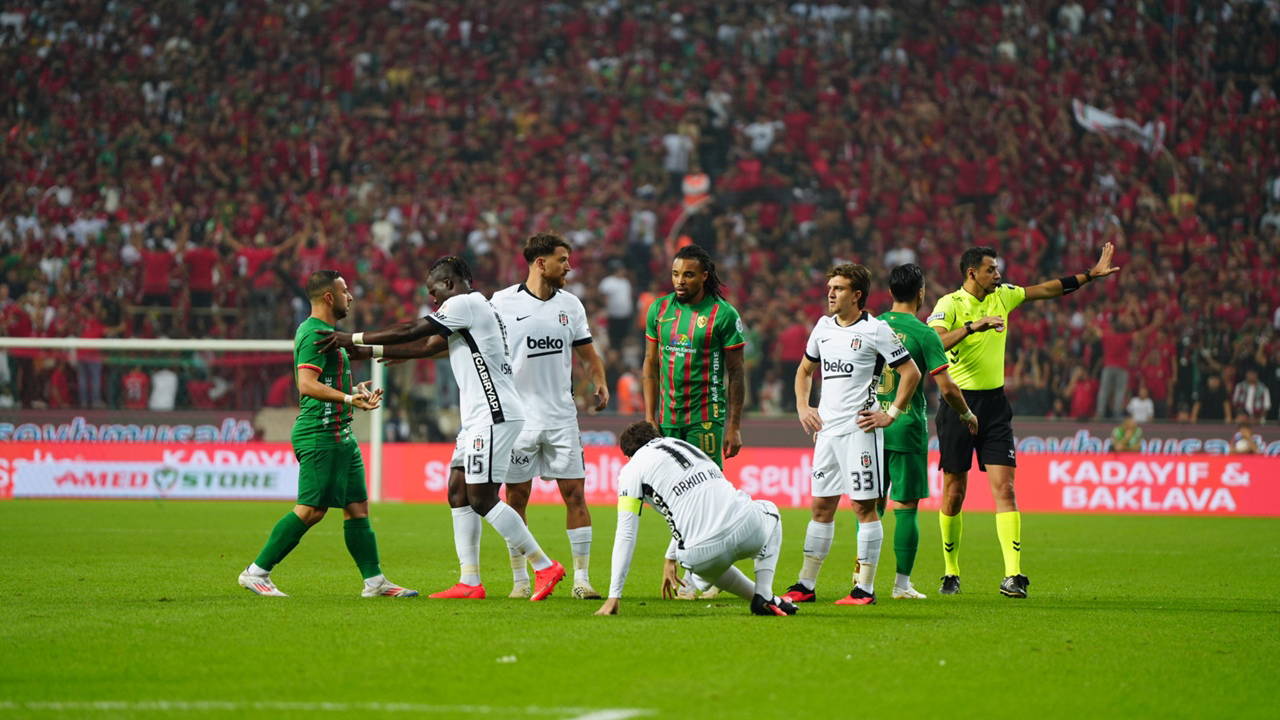 eski hakemler amedspor besiktas macinin tartismali pozisyonlarini degerlendirdi kirmizi kart ve penalti karari TdX5eb3F
