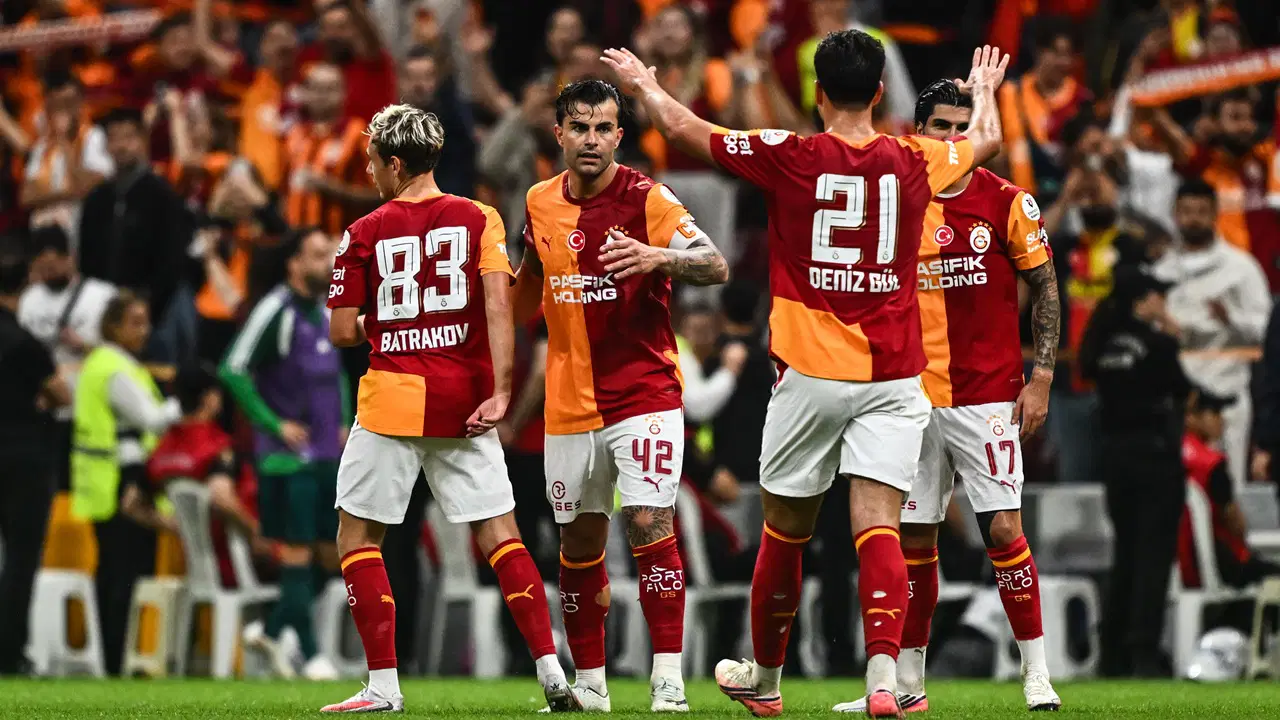 Galatasaray’da 16 futbolcuya milli davet