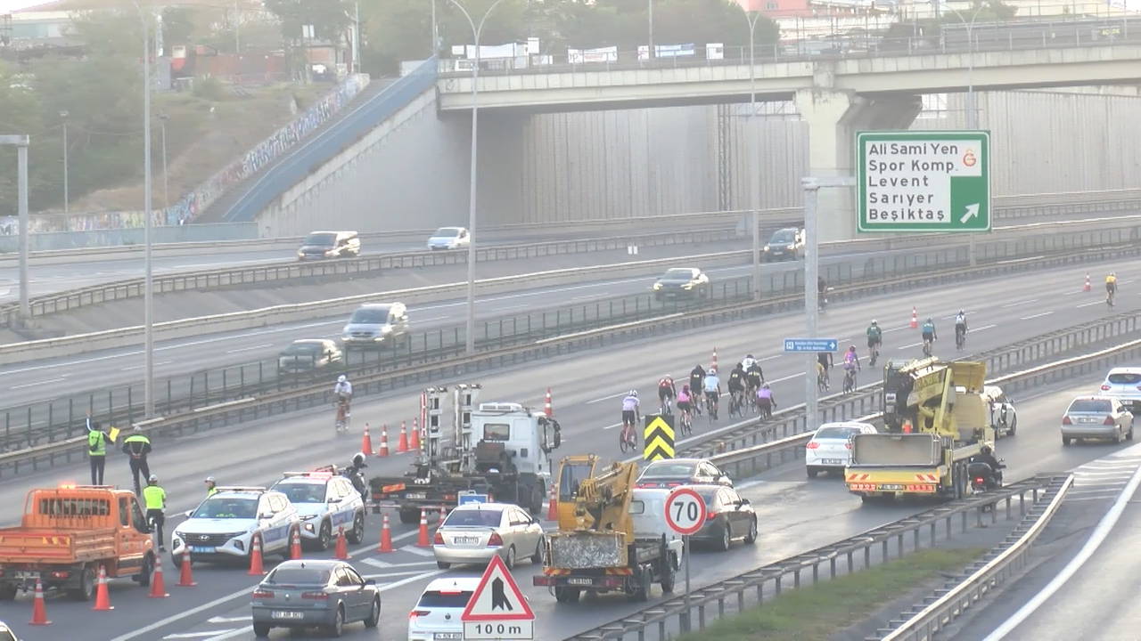 gerekce bisiklet yarisi istanbulda fsm koprusunde ankara yonu trafige kapatildi 0 SUBwrdOw