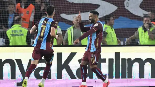 Salah’ın 3 gol attığı maçta G.Saray’a 4-0’lık skorla tarihi fark attı: Salah şov yaptı