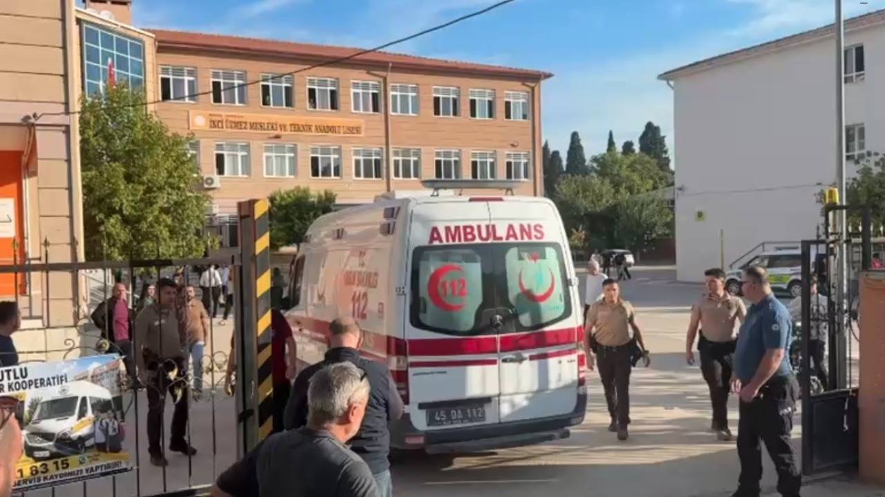 son dakika manisada okula silahli saldiri olu ve yarali ogrenciler var