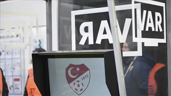 Trabzonspor – Galatasaray maçının VAR hakemi belli oldu
