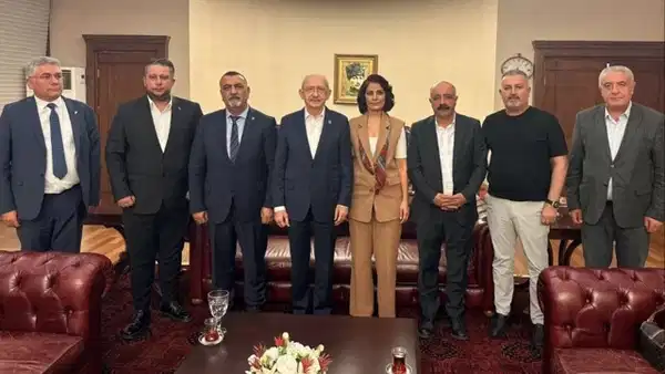 Alevi örgütleri CHP Genel Merkezi’nde Kemal Kılıçdaroğlu’yla görüştü