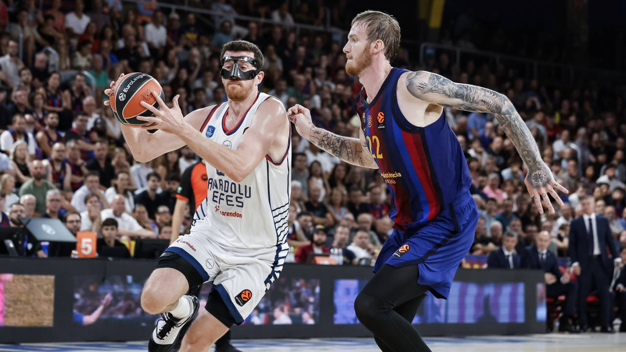 Anadolu Efes, Barcelona deplasmanında kayıp! EuroLeague’e mağlubiyet ile başladı…