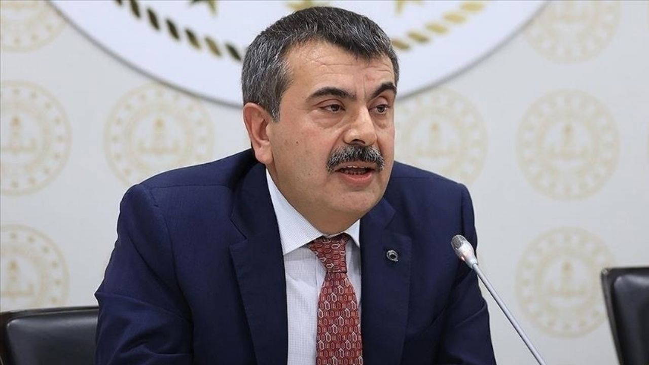 Bakan Tekin: ‘Turgutlu’da okul saldırısı olmadı, okul önünde oldu’