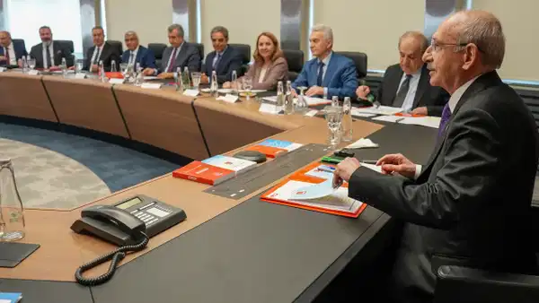 CHP MYK yarın toplanıyor: İstanbul İl Başkanının atanması bekleniyor