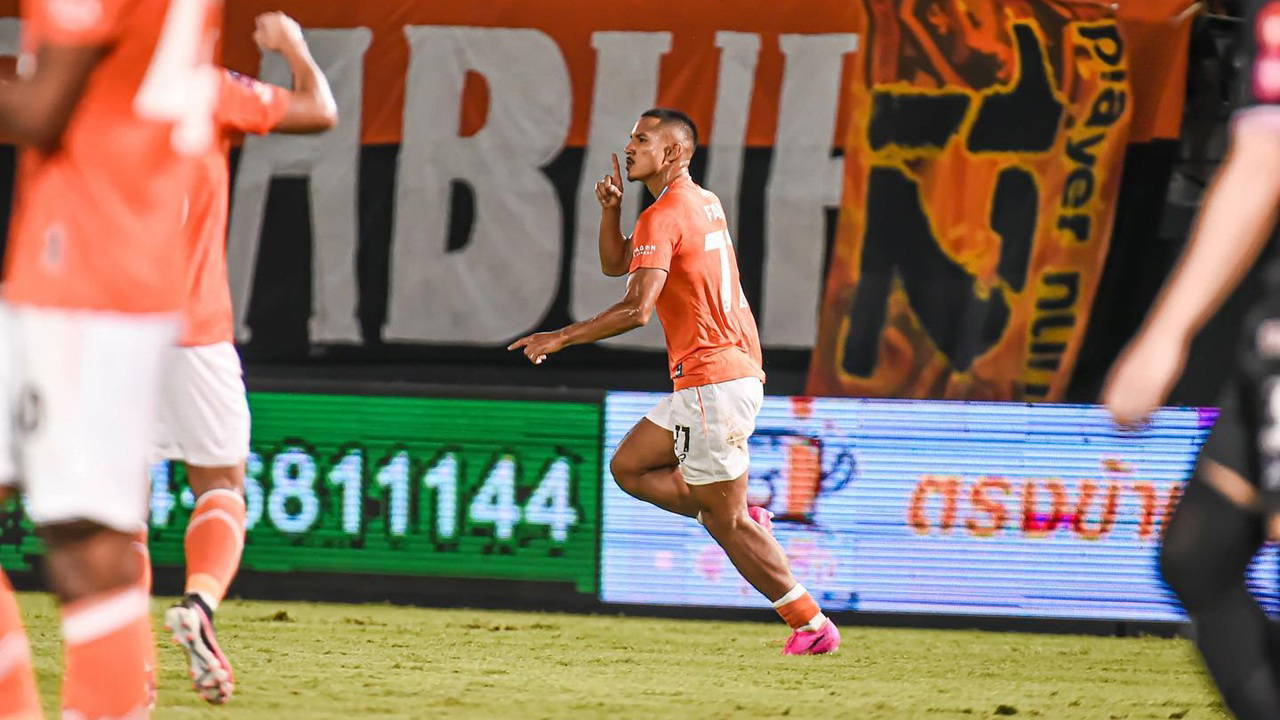 dunyanin en zengin futbolcusu bosta kaldi yaklasik 19 milyar euro servetiyle kulupsuz 4 8ChseNeD