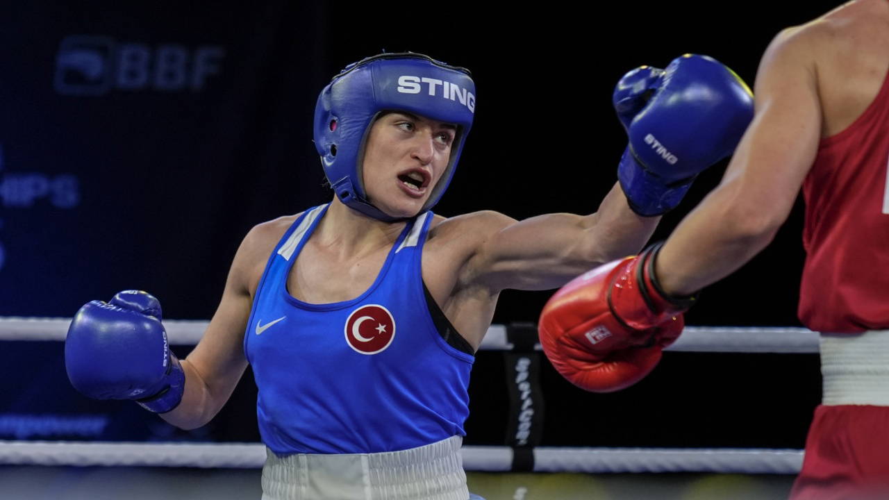 Esra Yıldız Kahraman Avrupa Boks Şampiyonası’nda yarı finale, Büşra Işıldar ise finale yükseldi!