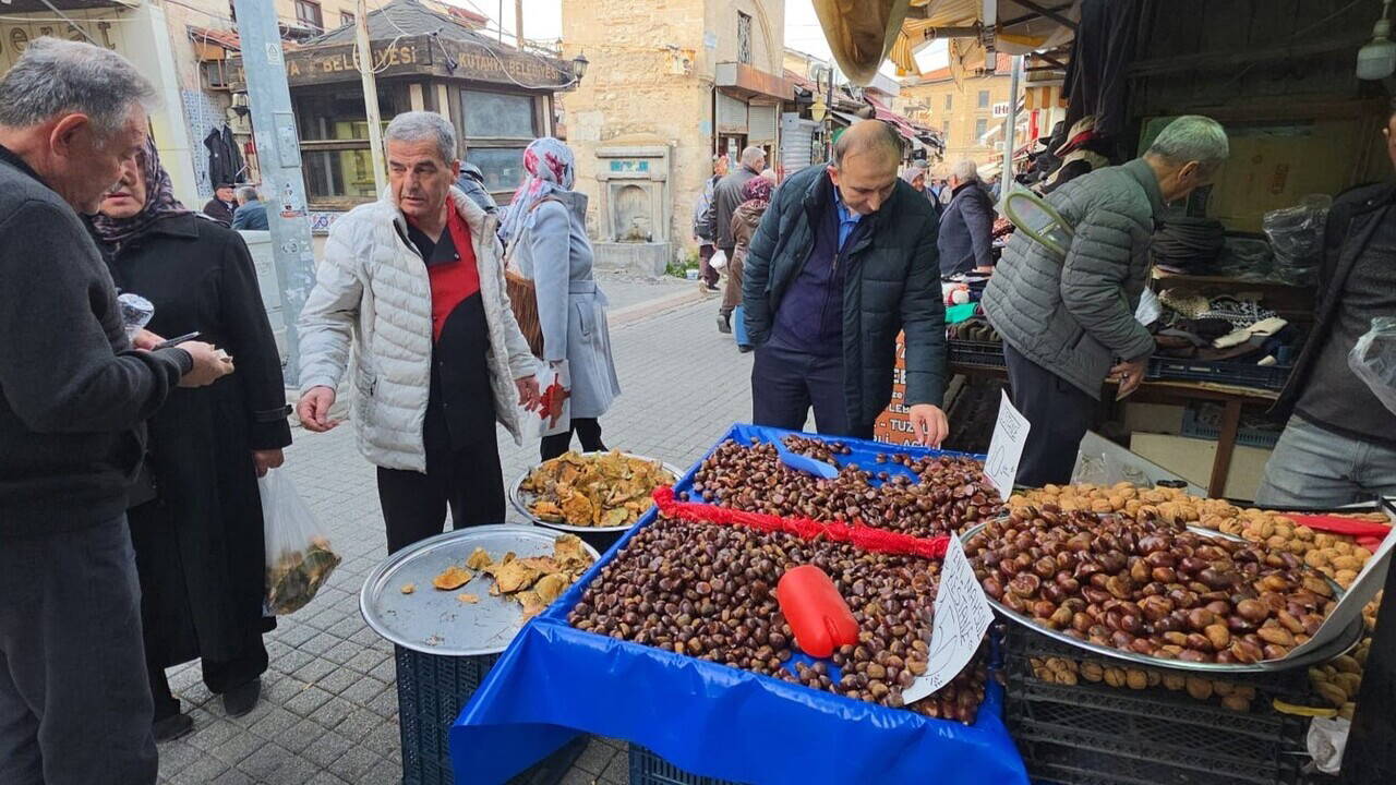 Hastalık vurdu, fiyatı uçtu! İlçenin geçim kaynağı pazara indi…