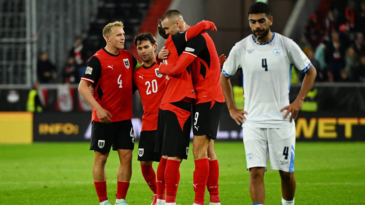 israilli futbolcu ates etme taklidiyle sevindi oyundan atildi 5 jIDvcMip