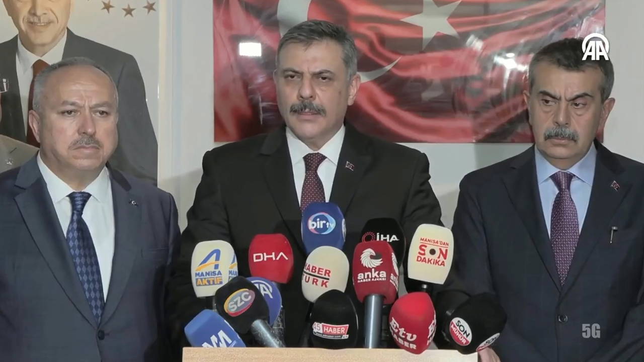 Manisa Turgutlu’da okul saldırısı… İçişleri Bakanı Çiftçi’den son dakika açıklaması: ‘Birinci derece riskli okuldu, 3 öğrencinin durumu kritik’