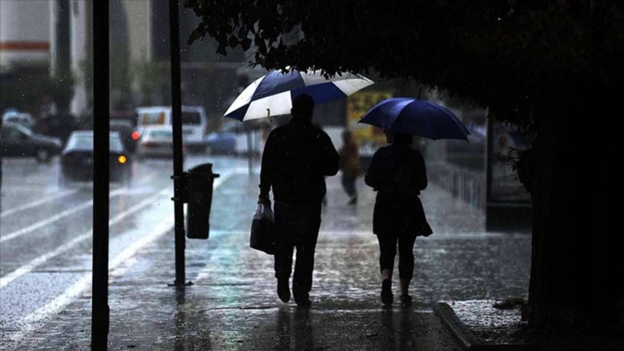 Meteoroloji hava tahminini açıkladı: Sıcaklıklar artacak, bazı bölgelerde sağanak var
