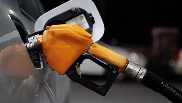motorine gece yarisi indirimi geliyor litre fiyati ne kadar olacak 3