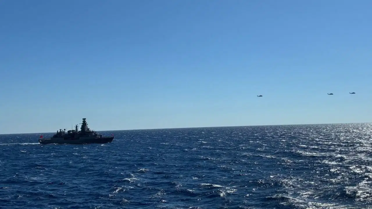 MSB’nin basın toplantısı Denizkurdu-I tatbikatı nedeniyle TCG Anadolu’da yapıldı 3 msbnin basin toplantisi denizkurdu i tatbikati nedeniyle tcg anadoluda yapildi 1 TlUTvRTj