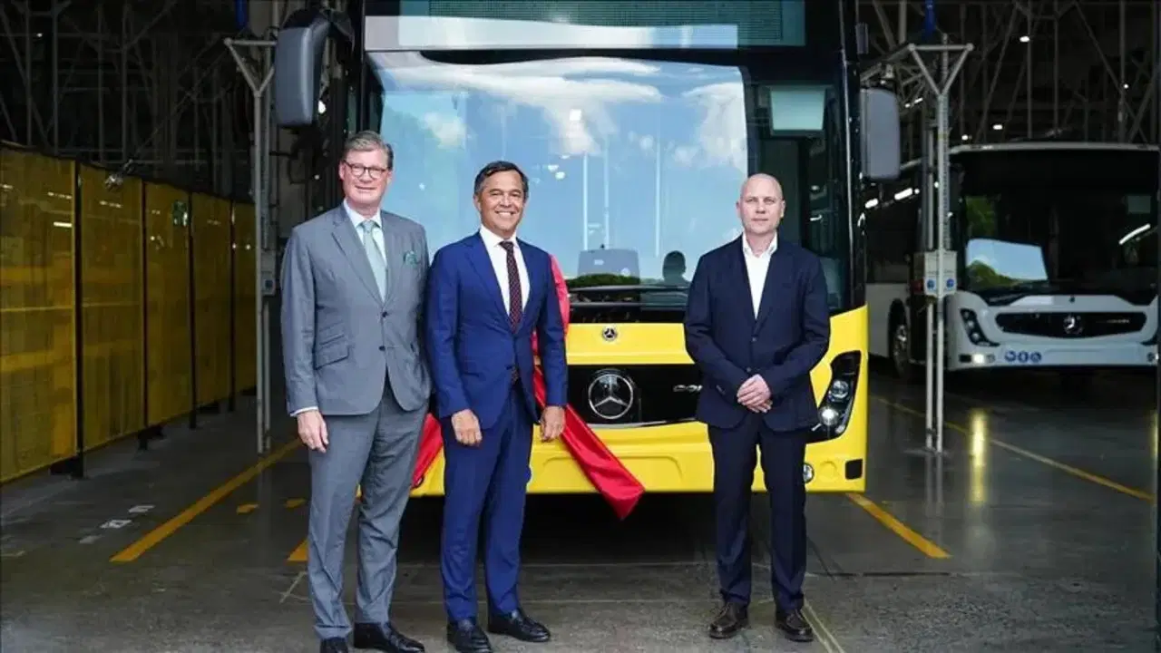 Otokar, Sakarya’da Mercedes-Benz Conecto’nun seri üretimine başladı