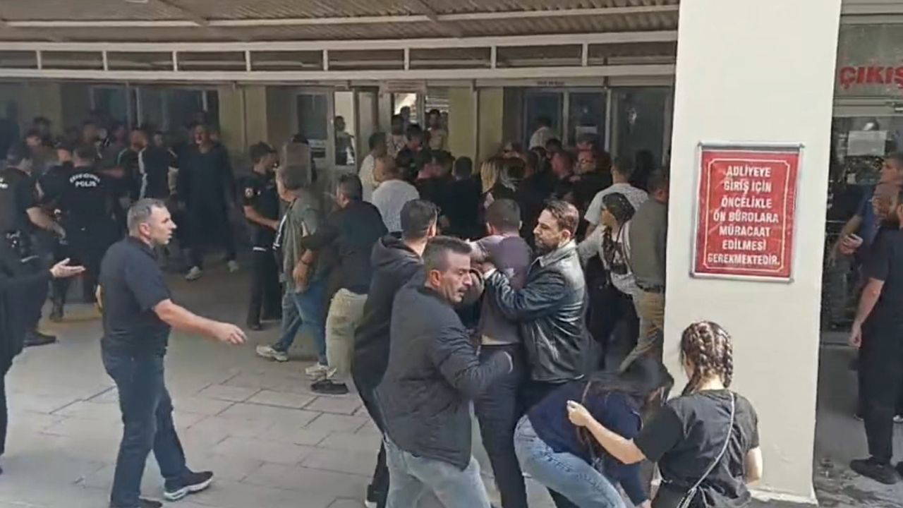 Sakarya’daki ‘ters bakma’ cinayetinde karar: Müebbet hapis cezası verildi, adliye önünde kavga çıktı