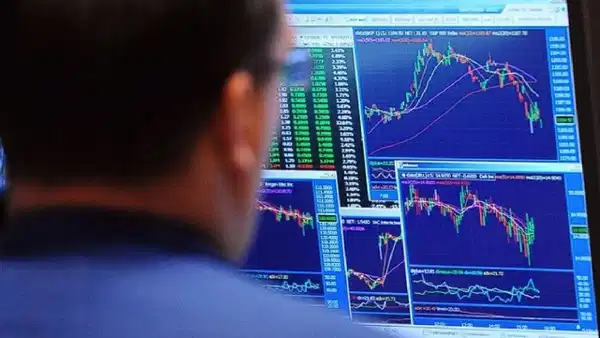Yeni Şafak’tan Şimşek’e çok sert sözler: ‘Borsa vurgununun hesabı sorulmazsa…’