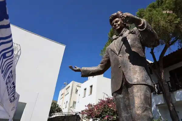 Zeki Müren, ölümünün 30'uncu yılında Bodrum’da anılıyor 3 zeki muren olumunun 30uncu yilinda bodrumda aniliyor 1